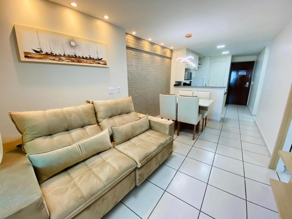 Class 402 Apartment *